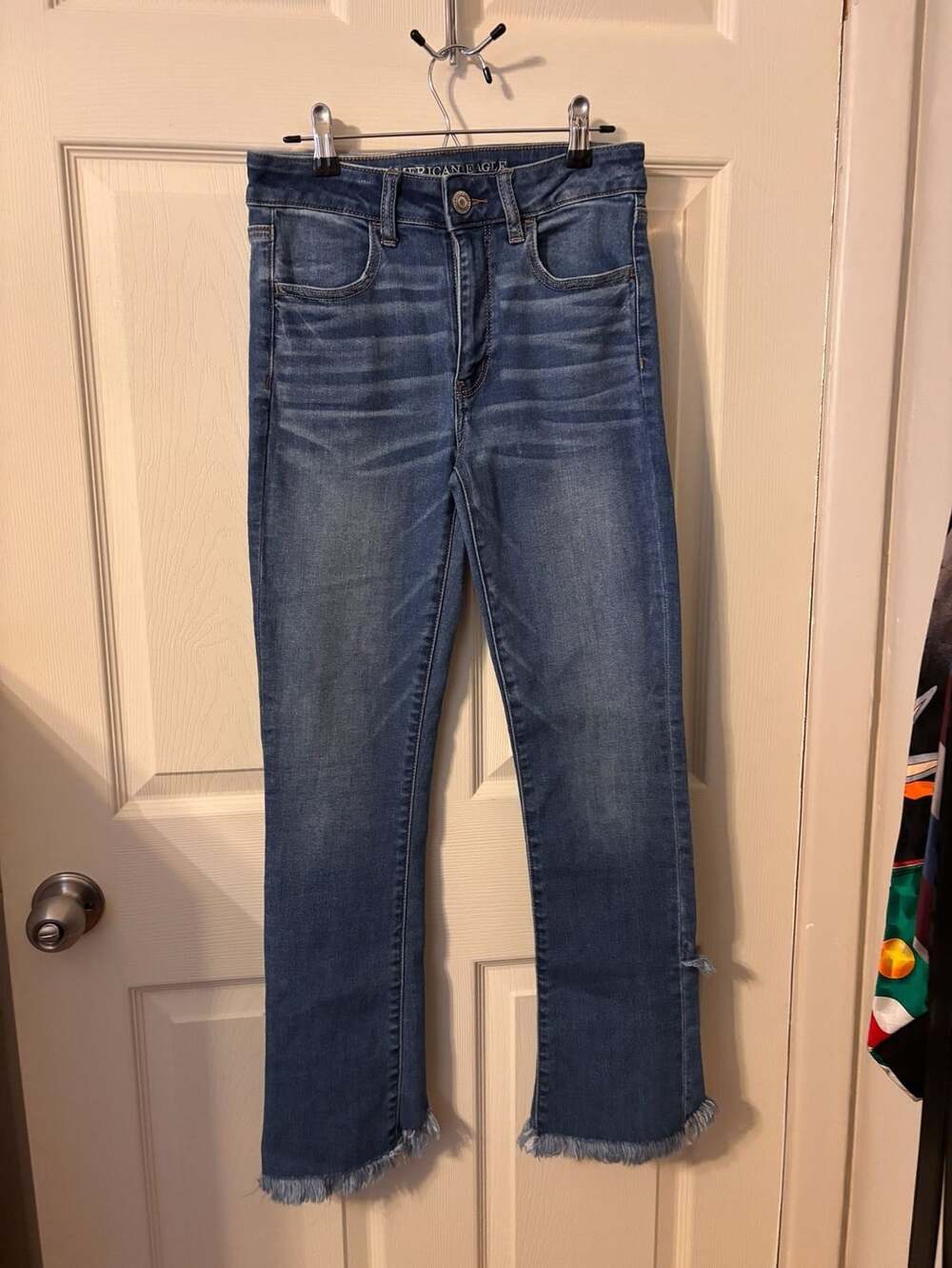 American Eagle Outfitters Women's High Rise Slim Straight Jeans with Frayed Spli